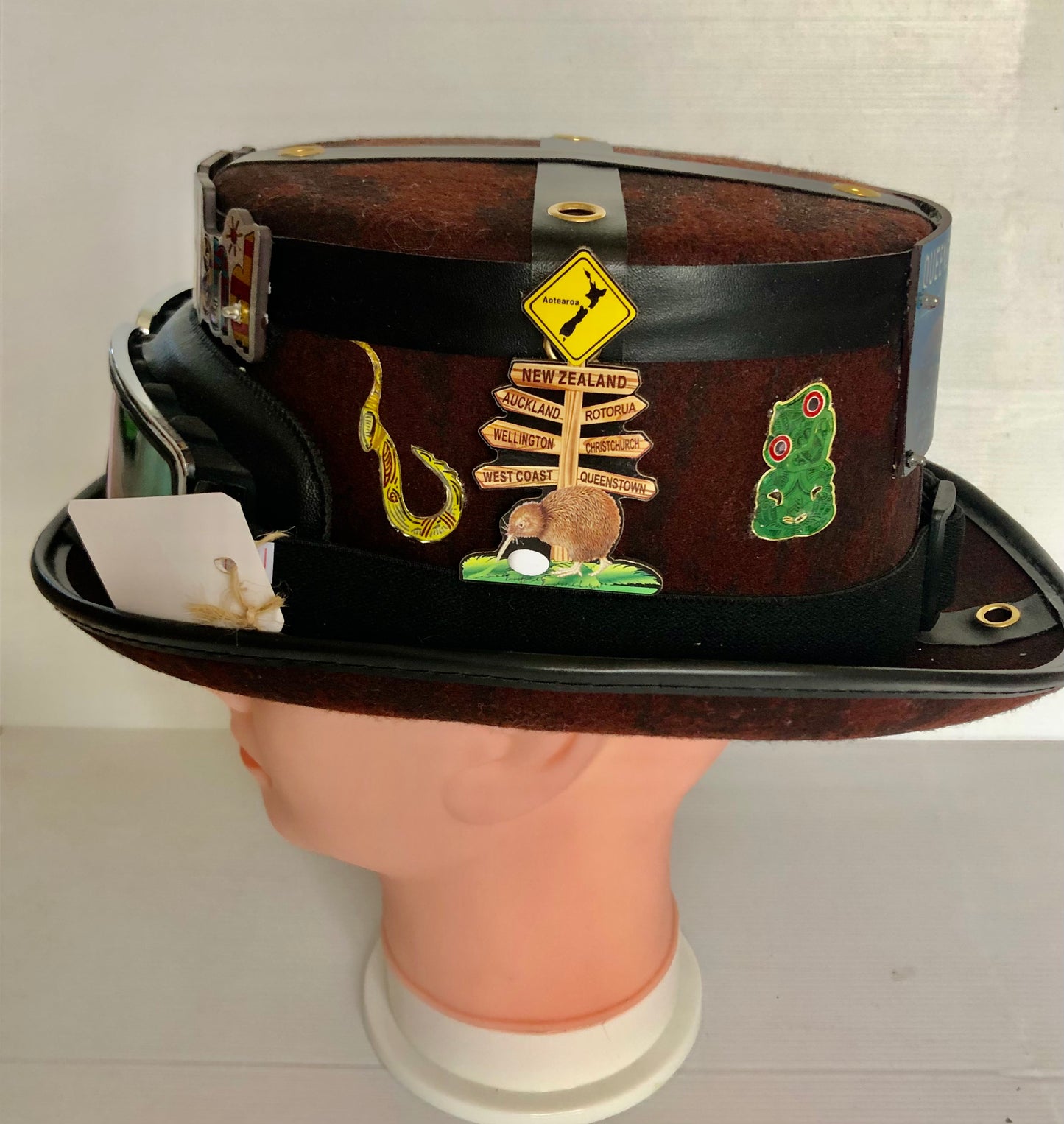 Steampunk Hat Style (Theme ; New Zealand) with Goggles (Item #486)