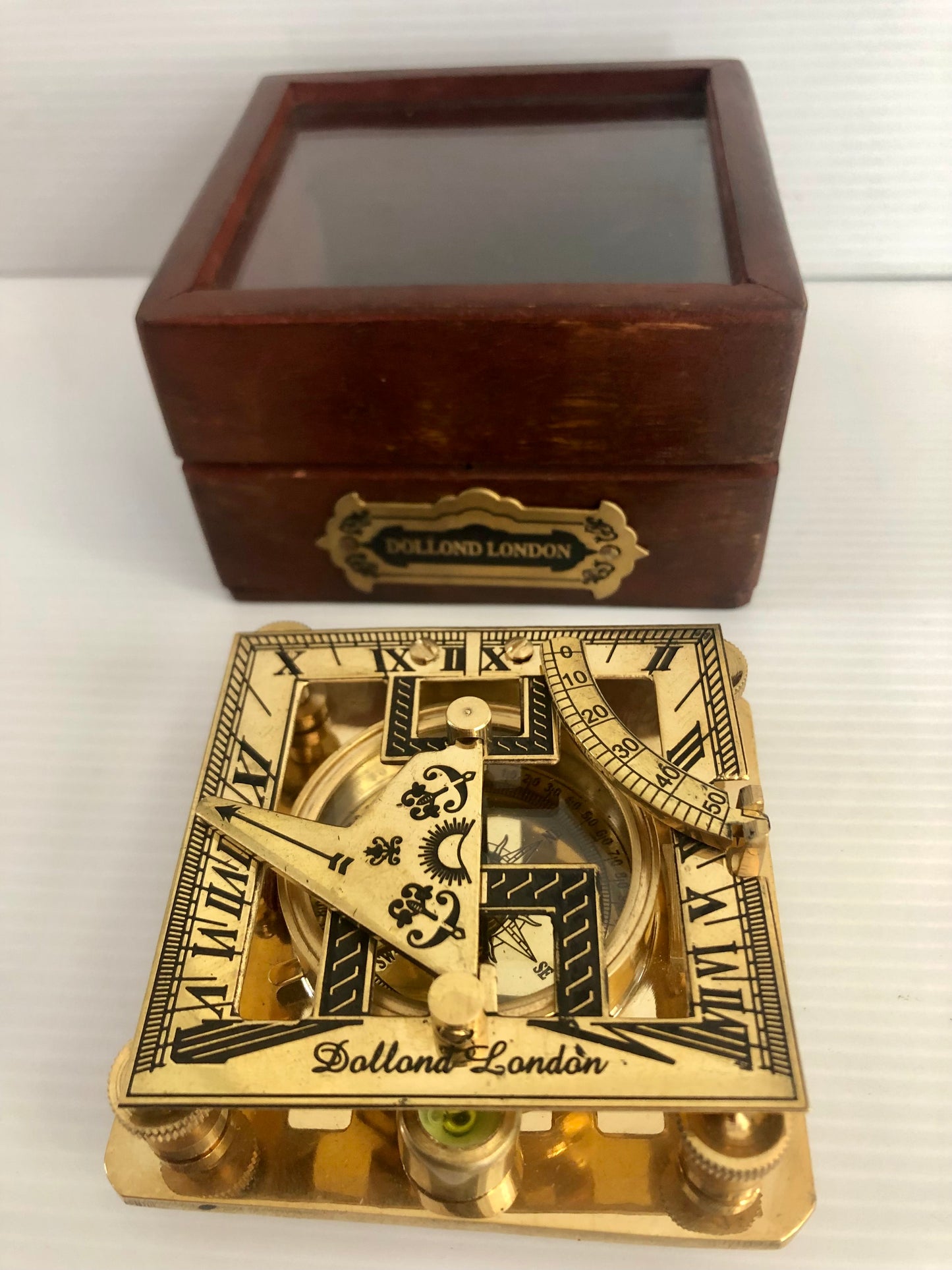 Square Sundial Compass 3 " in glass top box