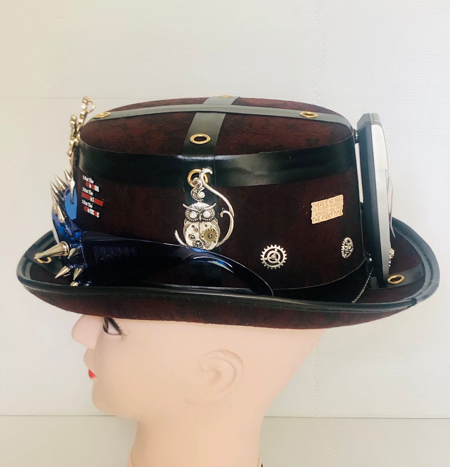 Steampunk Style Hat with Goggles (Item #469)