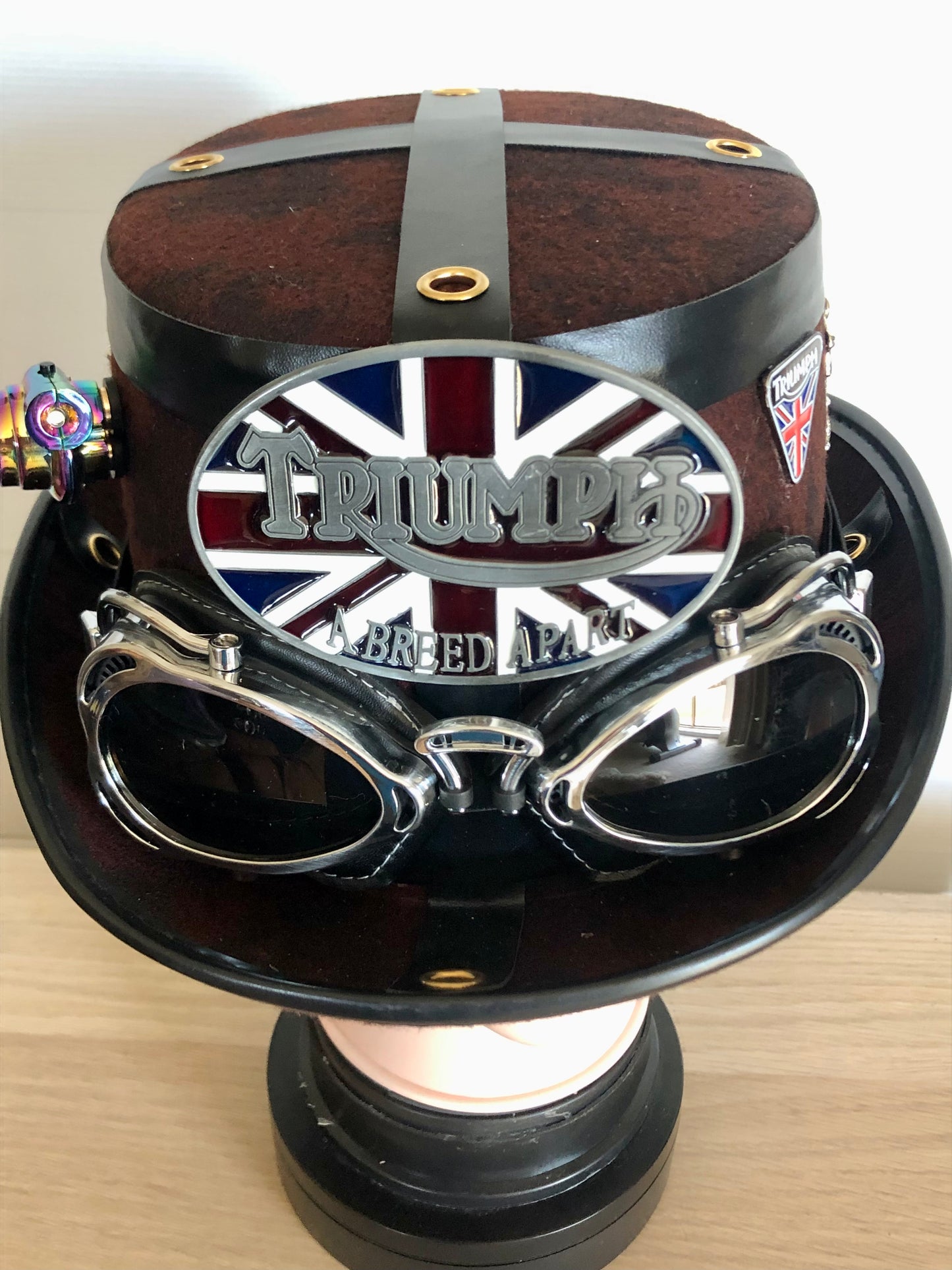 Steampunk Style Hat With Goggles (Item #405)