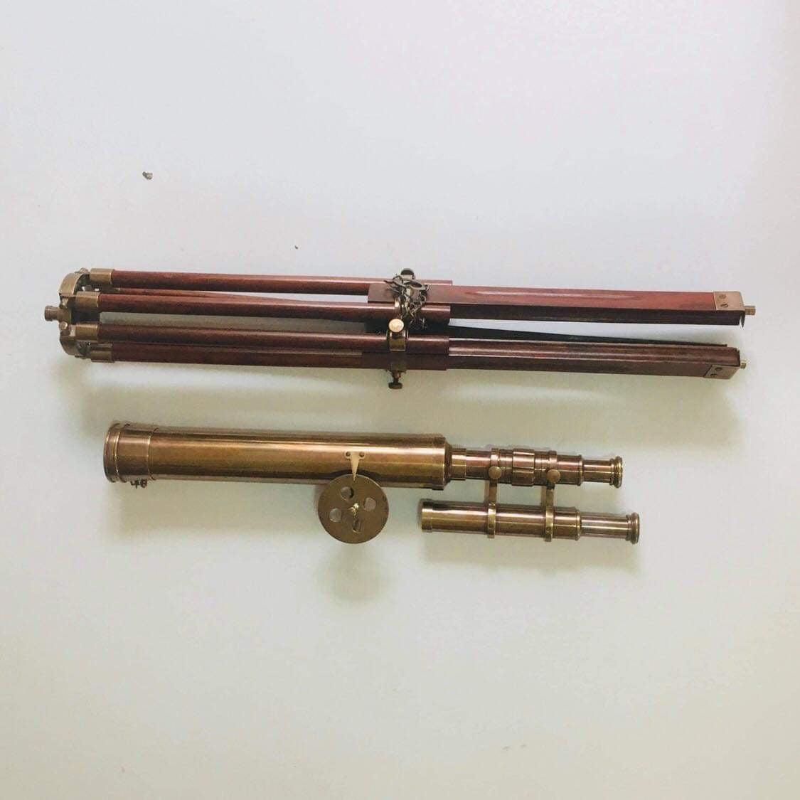 Nautical Telescope 18 "solid brass on wooden tripod