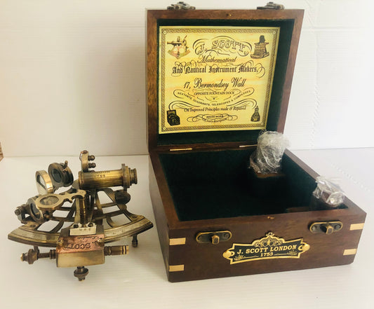 Sextant 4 1/2” with box