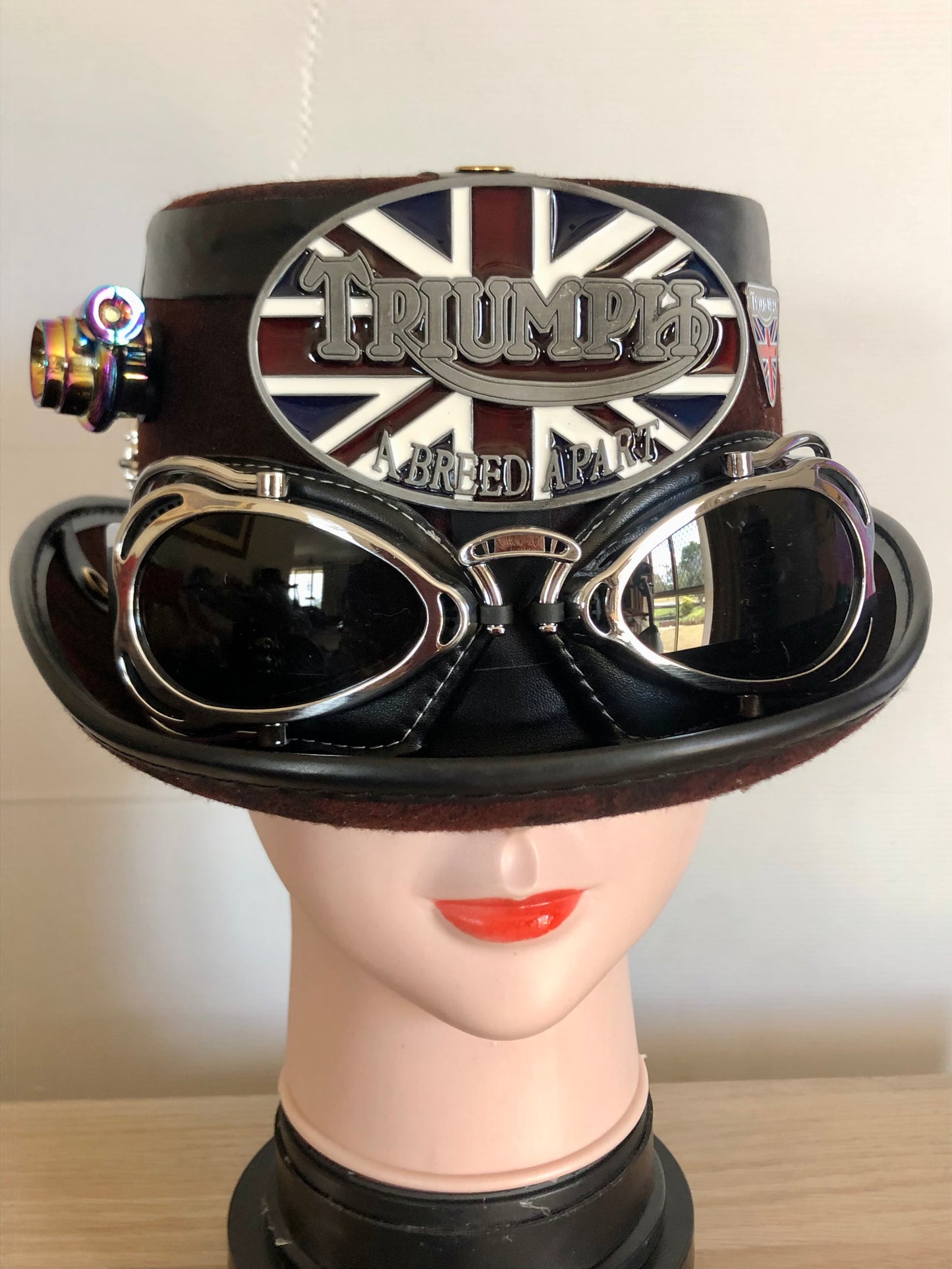 Steampunk Style Hat With Goggles (Item #405)